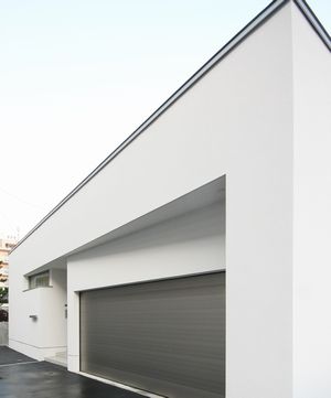365